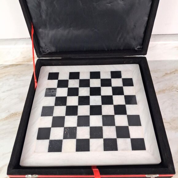 Handmade Marble Chess Set: 12" Black & White chess board & pieces,Christmas gift - Picture 14 of 16